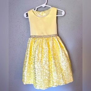Yellow size 4T American princess dress